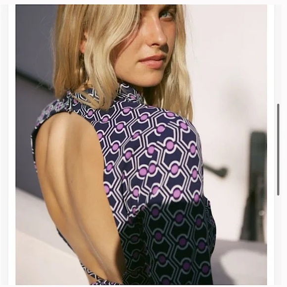Zara Tops - Zara Multicolored Geometric Print Open Back Crop Top Size M